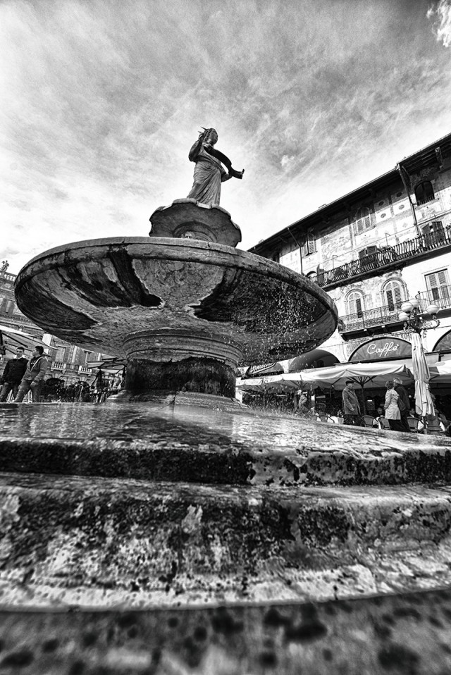 VERONA 01
